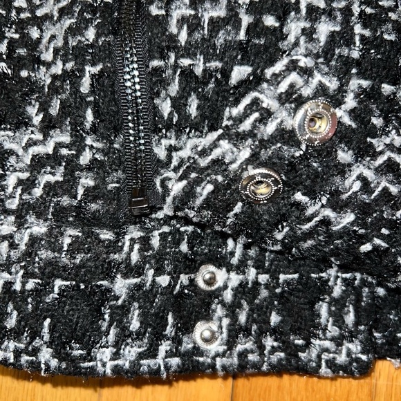 Forever 21 Tweed Jacket in Black & White - Size Medium - Picture 4 of 16